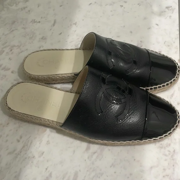 Authentic Chanel espadrilles black - Picture 2 of 5